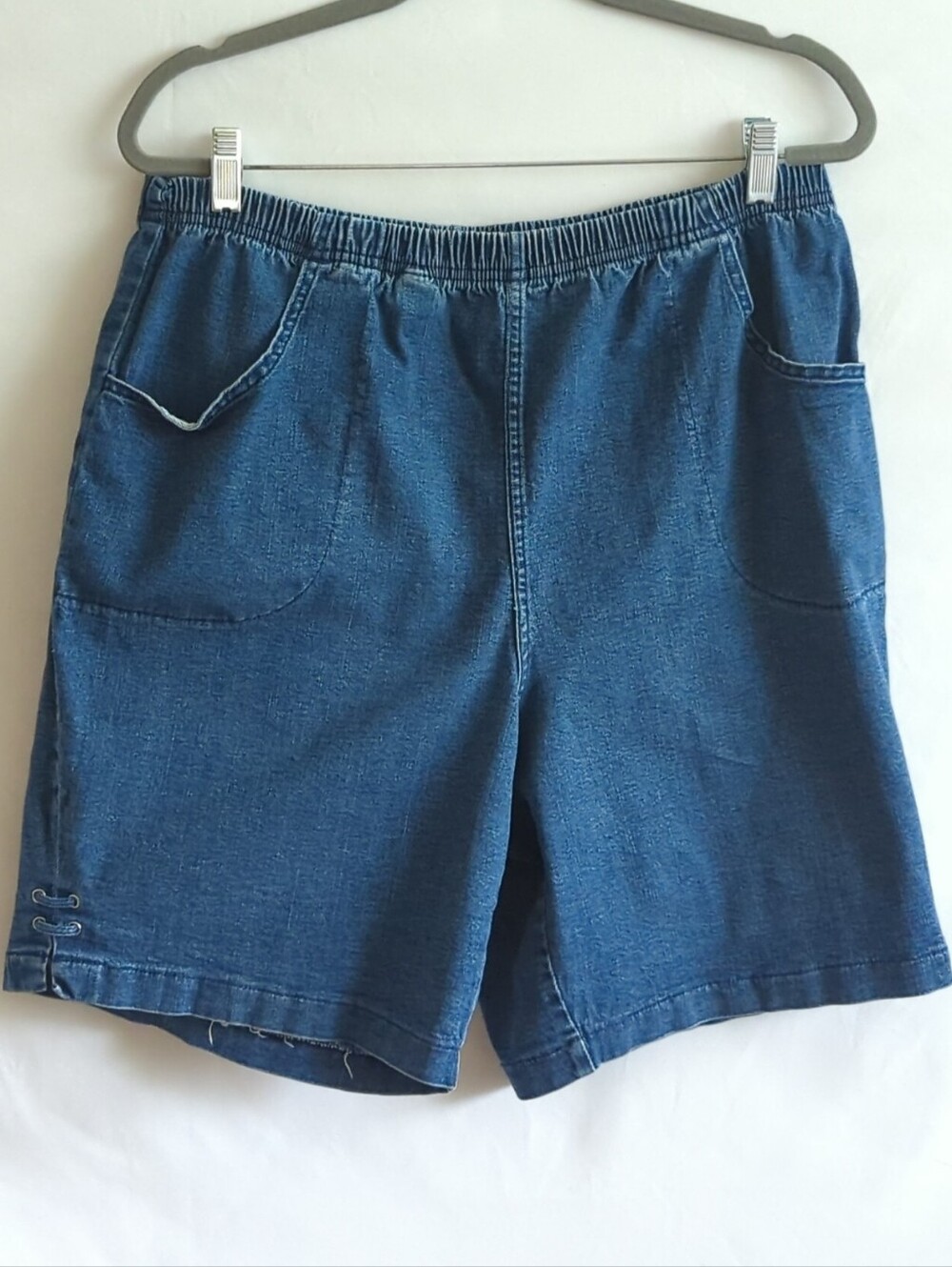 Croft & Barrow Blue Jean Shorts High-rise Pockets Lace Detail At Sides Size 2X